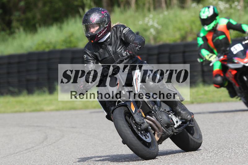 Archiv-2025/10 23.04.2025 Cornu Master School ADR/gruen-vert/67